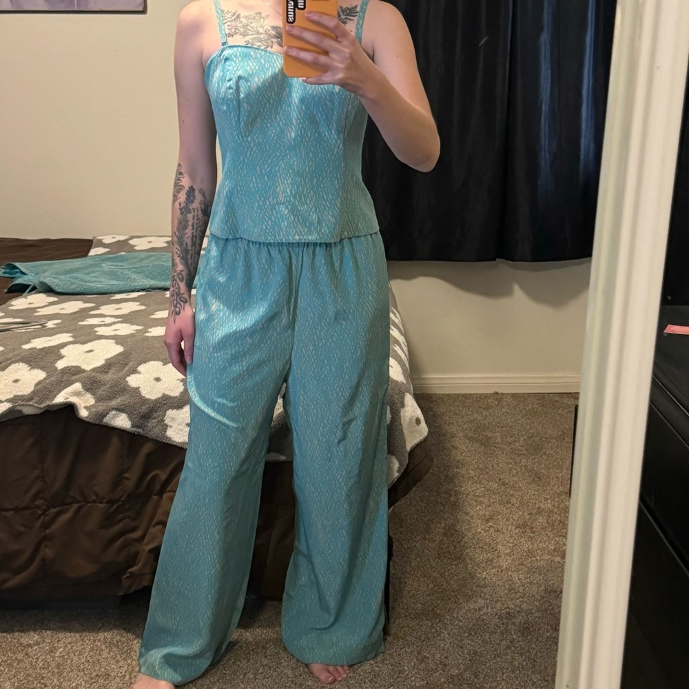 THREE PIECE VINTAGE SILK SET